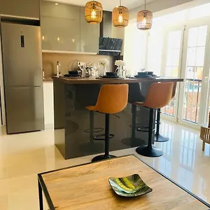https://apt-casa-carmela.1costadelsol.com