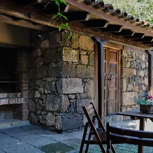 https://finca-casa-jardin.adeje-hotels.com